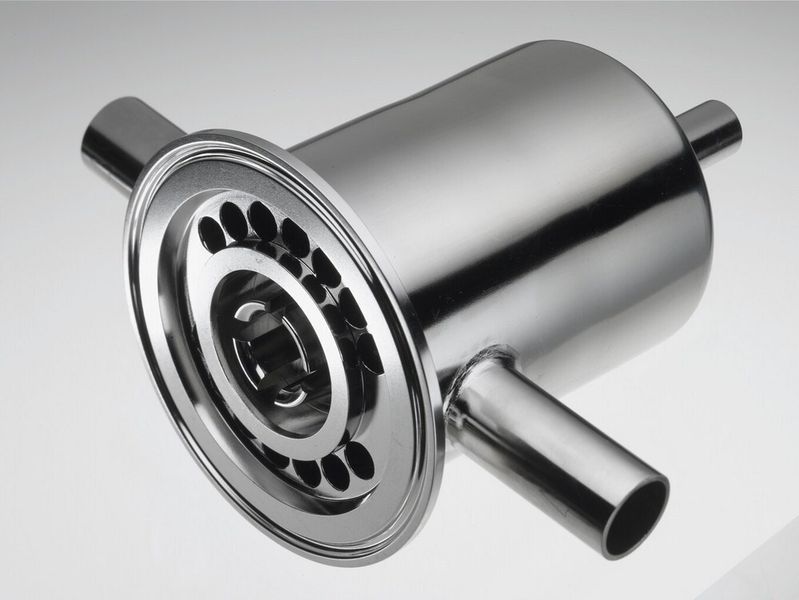 SPS Schiekel konzentriert sich auf das Bearbeiten schwer zerspanbarer, rostfreier Edelstähle; im Bild ein Filtergehäuse. ( Bild: SPS/Jürgen Jeibmann) (Archiv: Vogel Business Media)