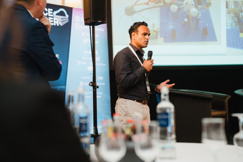 Santosh Wadwa, Head of Platform Business Germany bei Fujitsu (Bild: Vogel IT-Akademie / Manuel Emme)