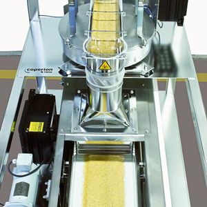 Die neue Generation der Differentialdosierer mit Vibrationsrinne ermöglicht eine schonende Behandlung des Schüttguts, eine höhere Genauigkeit und kürzere Umrüstzeiten.(Bild:  Coperion)
