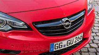 Nach Auffassung des KBA verfügen die drei betroffenen Fahrzeugmodelle über unzulässige Abschalteinrichtungen. (Opel)