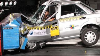 Fahrzeugsicherheit hat in Lateinamerika noch nicht jene Relevanz wie in anderen Regionen. Die Folge: Fahrzeuge wie der Nissan Tsuru fallen mit verheerenden Ergebnissen durch die lateinamerikanischen NCAP-Tests. (Foto: NCAP Latin)