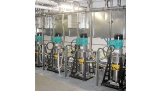 Mehrstufige Gegenstromextraktion mit den Zentrifugalextraktoren von Cinc (Bild: Cinc)