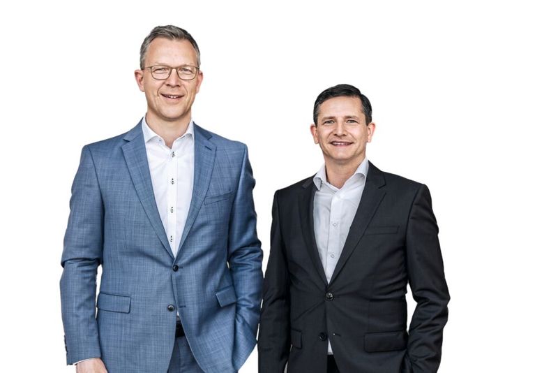 Das Geschäftsführer-Duo: CEO Jörg de la Motte (links) und Dr. Michael Löbig (Bild: HIMA)