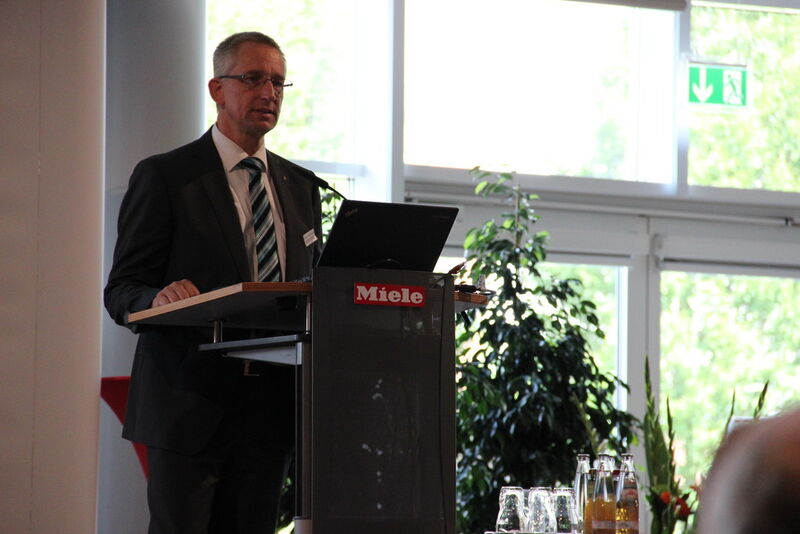 Dr.-Ing. Volker Franke, der Vorstandssprecher der Zukunftsallianz Maschinenbau, eröffnete den Innovationsdialog am 3. September. (Bild: Horn)