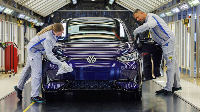 Volkswagen hat in einem Strategiepapier laut Medienberichten vier deutsche Werke als besonders kostenintensiv benannt.(Bild:  Volkswagen)