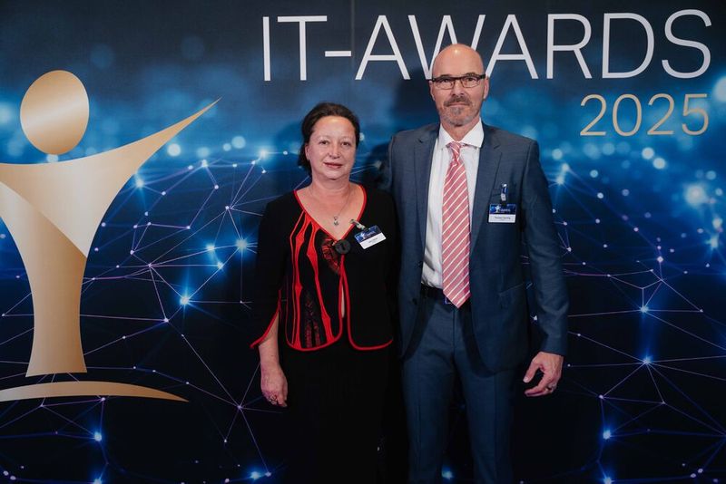 Jana Ullrich und Thorsten Henning, beide von Fortinet. (Bild: Manuel Emme Fotografie)