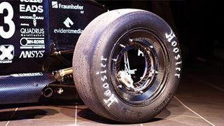 Das Running-Snail-Racing-Team der Hochschule Amberg-Weiden realisierte im Vorderrad eine nabenlose Karbonfelge. (Foto: Franke GmbH/Julian Larsson)