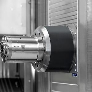 Ein wesentlicher Bestandteil der neuen HF-Baureihe sind die neuen Arbeitseinheiten. Denn zahlreiche Bearbeitungsversuche haben etwa gezeigt, dass der Umstieg von den bisherigen Motorspindeln auf die neu entwickelten Heller-Spindle-Units (HSU) im Inline-Design enorme Vorteile bringt. 