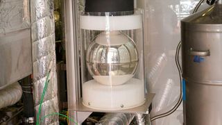 Hightech am ZSW: In dieser Anlage wirdd aus Grünem Wasserstoff und Luft-CO₂ klimaneutrales eLNG.  (ZSW, Ellen Klose)