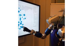 Industriekonferenz 2016: Robot TORO erkundet Online-Karte der Plattform Industrie 4.0 (Bild: Plattform Industrie 4.0)