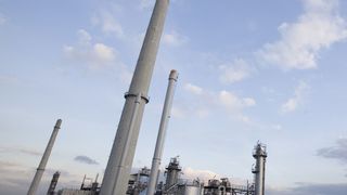 Ein neues Verfahren könnte helfen, Nebenprodukte von Raffinerien sinnvoll zu nutzen und dadurch Abfall zu reduzieren. (Bild: H&R)