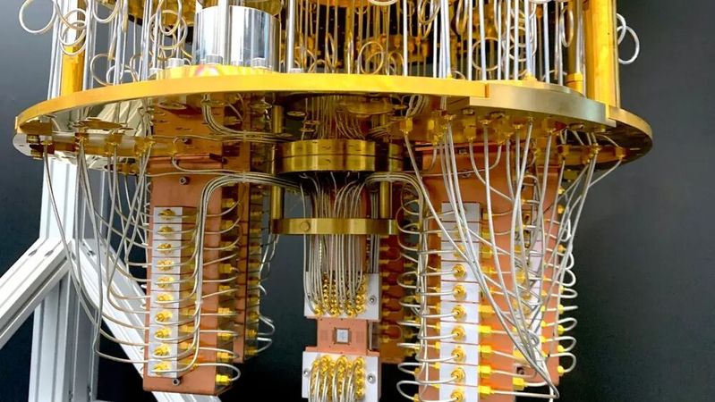 Eine aktuelle Studie von McKinsey & Company kommt zu dem Schluss, dass der Quantencomputer und mit ihm das Quantencomputing längst kein Elfenbeinturm-Thema mehr ist.(Bild:  J. Hu)