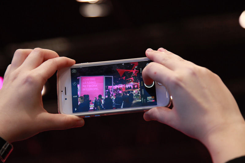Ganz ohne Handsets ging es freilich nicht. (Bild: GSMA)