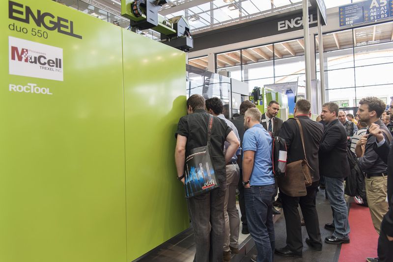 Impressions from Fakuma 2014, which attracted nearly 46,000 visitors from 117 countries and 1,772 exhibitors from 36 nations. (Source: Schall)