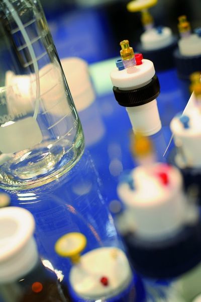 Mikrofluidik und Biosensorik gehören zu den Arbeitsschwerpunkten vieler Forschungsbereiche. (Archiv: Vogel Business Media)