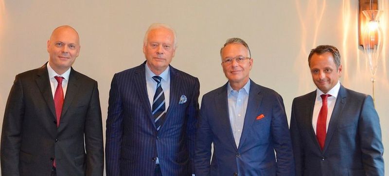 Jobst Wagner, future Chairman of the Board of Directors (second from right), Thomas Endres, future member of the Board of Directors (second from left), Dr. Stefan Girschik, and future CEO (right), and Philipp Endres, future Deputy CEO (left). (Rehau)