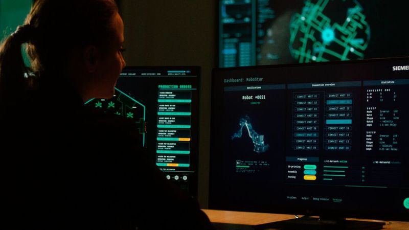 Indem sie SPS-Code durch Eingaben in natürlicher Sprache generieren, können die Engineering-Teams den Zeitaufwand und die Wahrscheinlichkeit von Fehlern reduzieren. (Bild: Siemens)