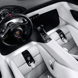 In the cockpit, Porsche has deliberately chosen not to include a trendy, oversized display.(Source:  Porsche)