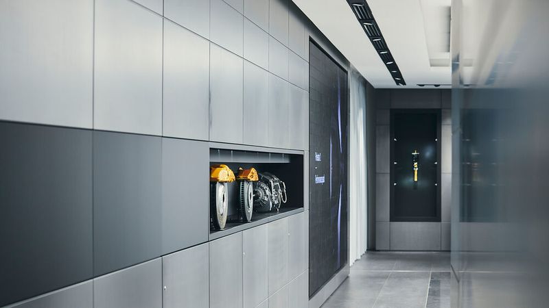 Zuvor hatte Moll den Standort als Mehrmarkenshowroom für die jeweils neuesten Modelle und als Event-Location genutzt. (Bild: Polestar)