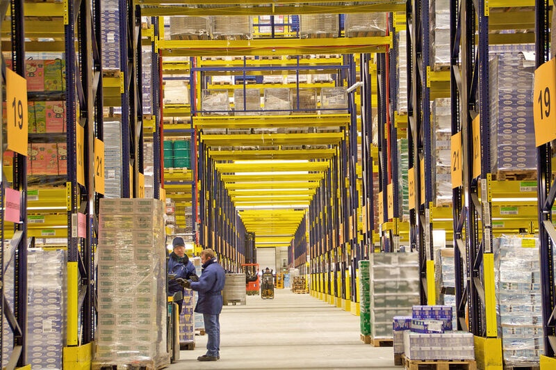 Die Supply Chain des European Food Network, im Bild ein Dachser- Warehouse, zeichnet sich durch standardisierte operative Prozesse aus. (Bild: Dachser)