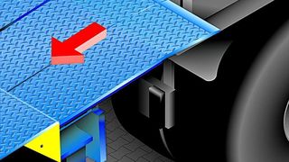 Einstoßzungen garantieren an der Verladerampe Teledock 620 eine Anpassung auch an schmalere Lkw.Bild: Crawford Hafa (Archiv: Vogel Business Media)