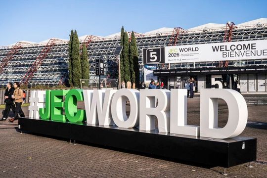 Am 12. März hat die Verbundwerkstoff-Messe JEC World in Paris für gut ein Jahr wieder die Tore geschlossen. Der Veranstalter JEC Group blickt auf, wie es heißt, auf ein erfolgreiches Event zurück. Hier einige Eckdaten ...(Bild:  A. Emmanuelle Thion)