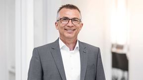 Markus Müller, Intec, macht sich stark gegen Versicherungsbetrug. Er pilotiert eine KI-basierte Plattform, die auffällige Schadenmeldungen analysiert und so betrügerische Absichten ans Licht bringt. (Bild: Intec)