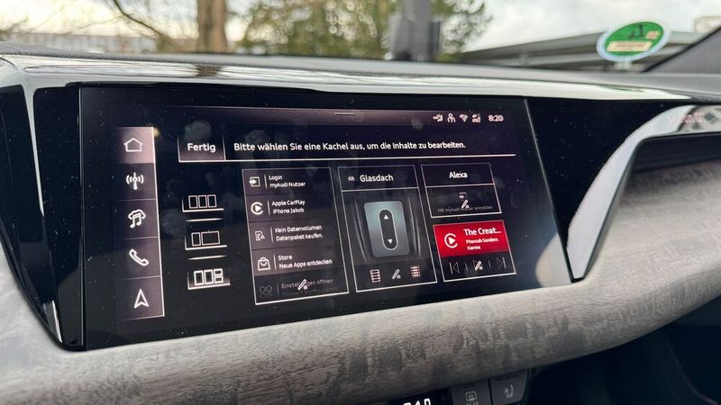 8. Smarte Verglasung: Das Panorama-Glasdach mit schaltbarer Transparenz ist ein echtes Highlight und cooles Feature.  (Bild: Schreiner – VCG)