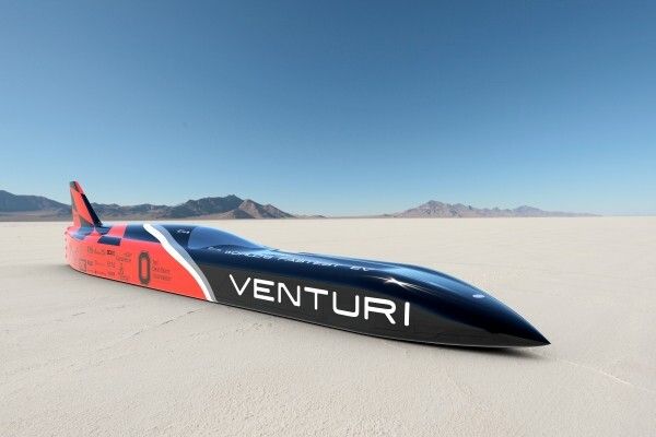 Diese dritte Generation von Venturi „Jamais Contente“ ist das leistungsstärkste reine Elektroauto, das jemals gebaut wurde und soll 2014 die 600 km/h knacken. (Bild: Venturi Automobiles)