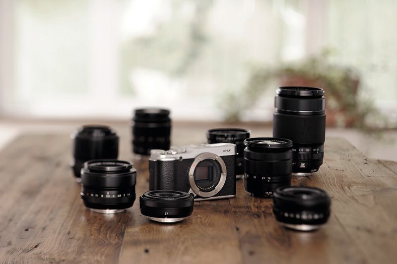 Für seine Systemkameras bietet Fujifilm zahlreiche Objektive an. (Bild: Fujifilm)