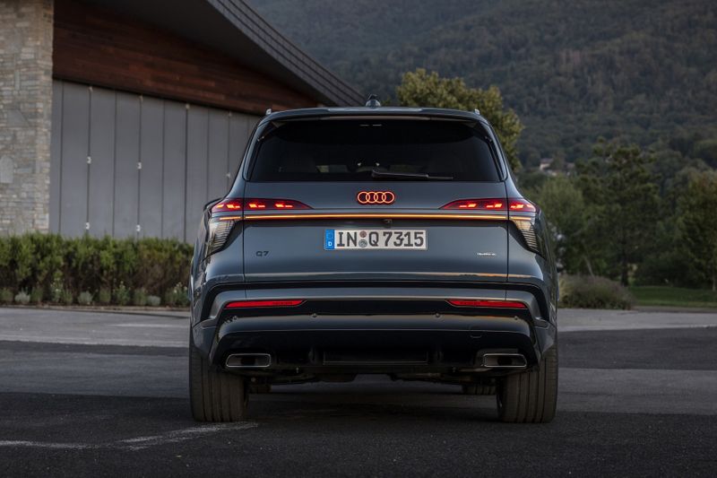Große Klappe und viel dahinter: Der Kofferraum lässt sich auf deutlich über zwei Kubikmeter erweitern. (Bild: Audi)