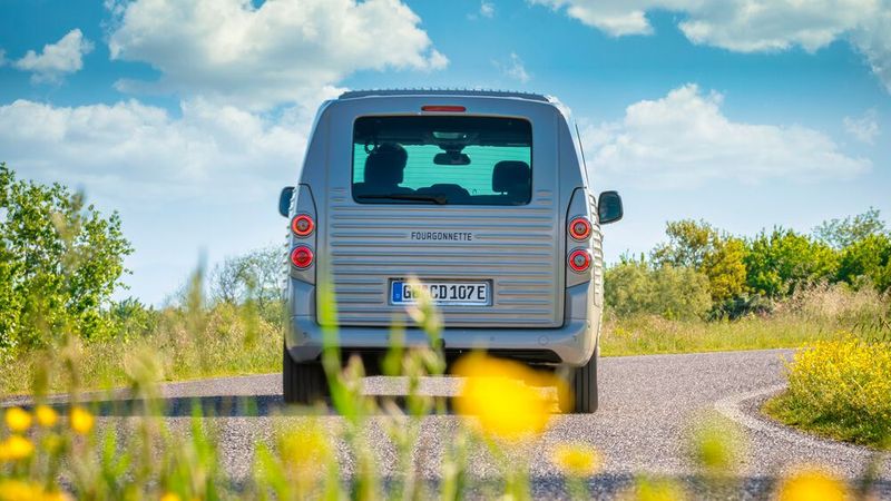 Wie beim normalen Berlingo kann der Kunden auch beim Berlingo Fourgonnette zwischen einer ein- oder zweiteiligen Hecköffnung wählen. (Bild: Citroen)