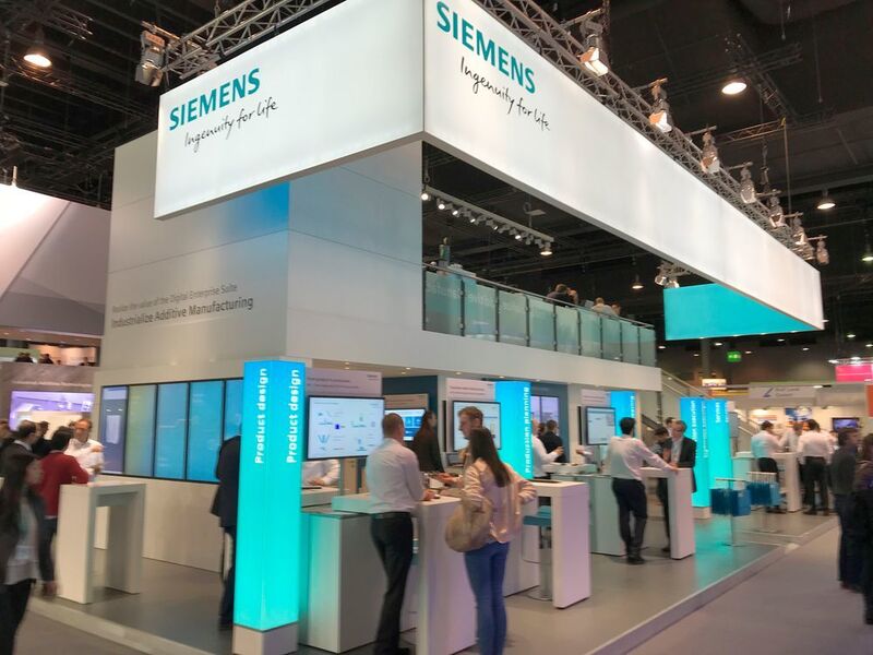 Siemens launchte auf der formnext 2017 einen AM Engineering & Manufacturing Service durch seine Tochter Materials Solutions und stellte als Value-Add-Service einen Beratungsbaukasten zur Beschleunigung der Industrialisierung von AM vor... (V.Siegl/konstruktionspraxis)