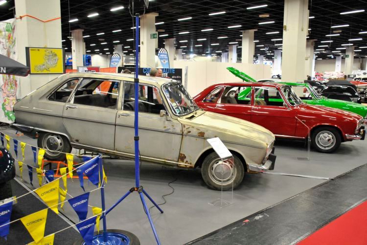 Viel Mühe geben sich auf den Oldtimermessen stets die diversen Markenclubs. An ihren Ständen informieren sie über ihr Engagement für die jeweilige Marke oder einzelne Modelle. (Bild: Dominsky)