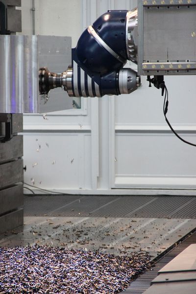...flogen die Späne. (Bild: Kroh)