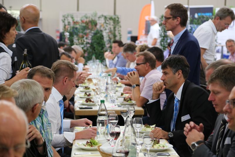 Das Mittagessen bot gute Gelegenheit zur 