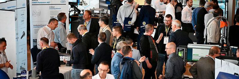 Auf der diesjährigen Schraubtec Süd in Sindelfingen trafen 650 Teilnehmer auf 66 Aussteller.(Bild:  Stefan Stark)