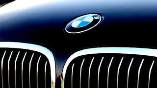 BMW plant u.a. mit Unterstützung von Amazon weltweit bis zu 5.000 Software-Entwickler und IT-Experten zu schulen.  (Bild: gemeinfrei Pexels)