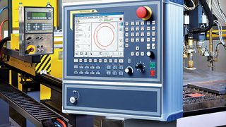 Mit der neuen Retrofit-Nachrüst-CNC Vision 51R haben Anwender älterer Maschinen Zugriff auf aktuelle Steuerungstechnik.  (Bild: Esab Cutting Systems)