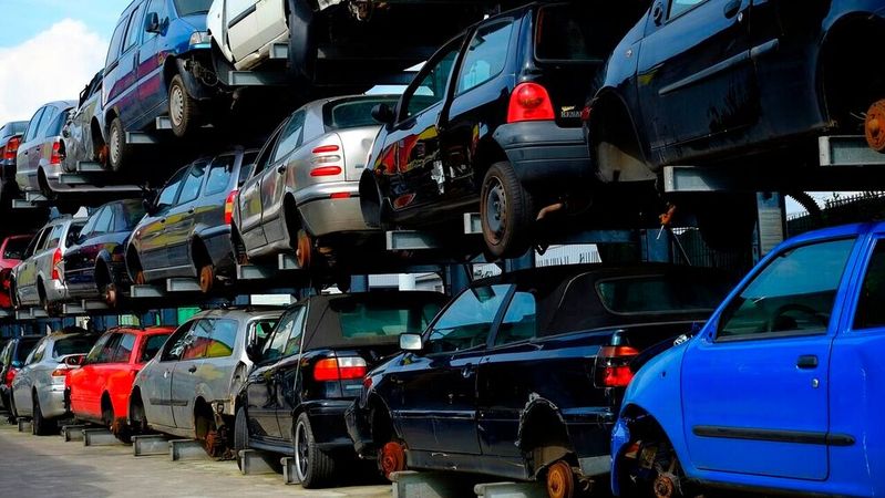 Die EU will den Verkauf nicht mehr fahrbereiter Altfahrzeuge außerhalb der EU verbieten, auch für den Privatkunden.(Bild:  frei lizenziert /  Pixabay)