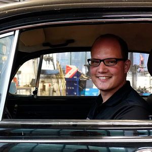 Der gelernte Kaufmann ist VW-Käfer-Fan und macht aus dieser Leidenschaft nun auch ein Geschäft.(Bild:  Rosenow/»kfz-betrieb«)