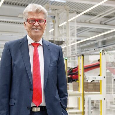An seinem 80. Geburtstag ist Prof. Dr. Friedhelm Loh vor allem dankbar für die Möglichkeit, aus Unternehmertum, Verantwortung und Tatkraft ein Lebenswerk geschaffen zu haben, das weit in die Zukunft reicht. (Bild: Friedhelm Loh Group)