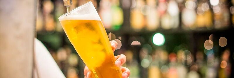 Schaumbildung ist beispielsweise bei Bier in einem Glas gewünscht.