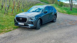 Mazdas Topmodell CX-60 ist aktuell wahlweise als Plug-in-Hybrid oder mit Dieselantrieb erhältlich. (Bild: Mauritz – VCG)