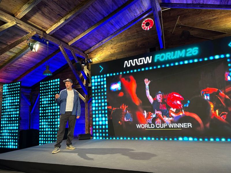 Keynotespeaker des Tages: Aaron Durogati, Profisportler, Weltcup- und Red Bull X-Alps-Sieger, Weltrekordhalter (Bild: Vogel IT-Medien GmbH)