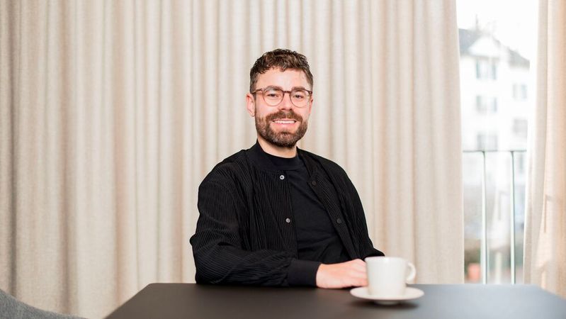 Dr. Alexander Grimm stellt die Aspaara-KI-Lösung bei den WKST vor.(Bild:  Daniel Kunz)