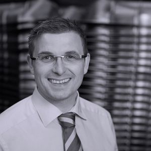 „Pro Bauteil sparen wir 20 bis 30 Prozent der Kosten”, sagt Geschäftsführer Marco Werling.(Bild:  Mawe Presstec)