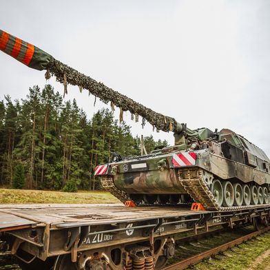 leopard-2-bundeswehr-picture-1920x1079v1 (Source: European Defence Agency)