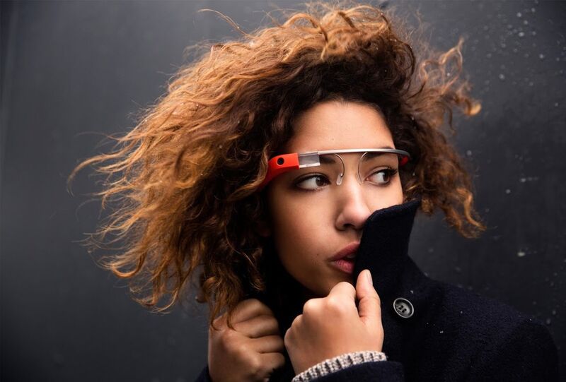 Google Glass wird in seiner ersten Form in fünf verschiedenen Farben auf den Markt kommen (Google)