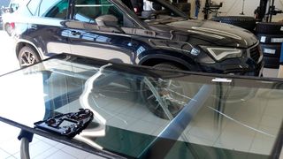 Das Autoglasgeschäft kann in jedem Kfz-Betrieb ein stabiler Umsatzbringer sein. (Bild: Schreiner – »kfz-betrieb«)